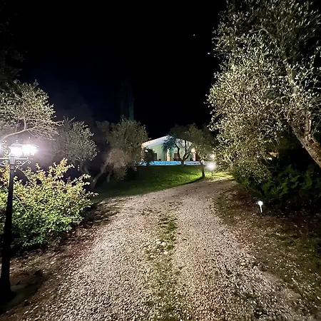 Villa Casale Delle Querce In Umbria With Pool Giove