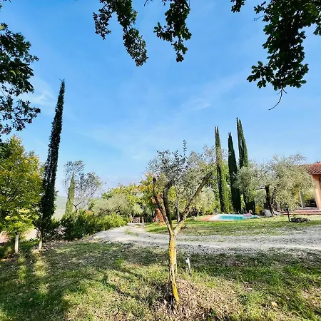 Casale Delle Querce In Umbria With Pool